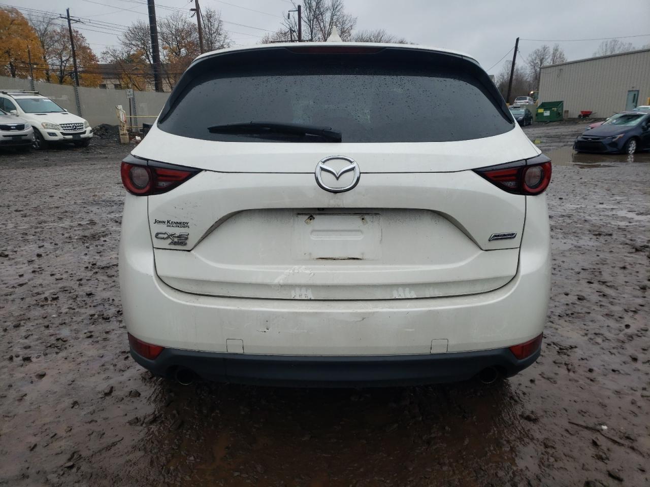 2017 Mazda Cx-5 Grand Touring VIN: JM3KFBDL3H0194663 Lot: 81880774