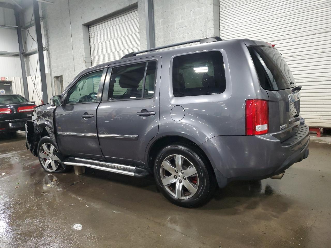 2015 Honda Pilot - Image 2