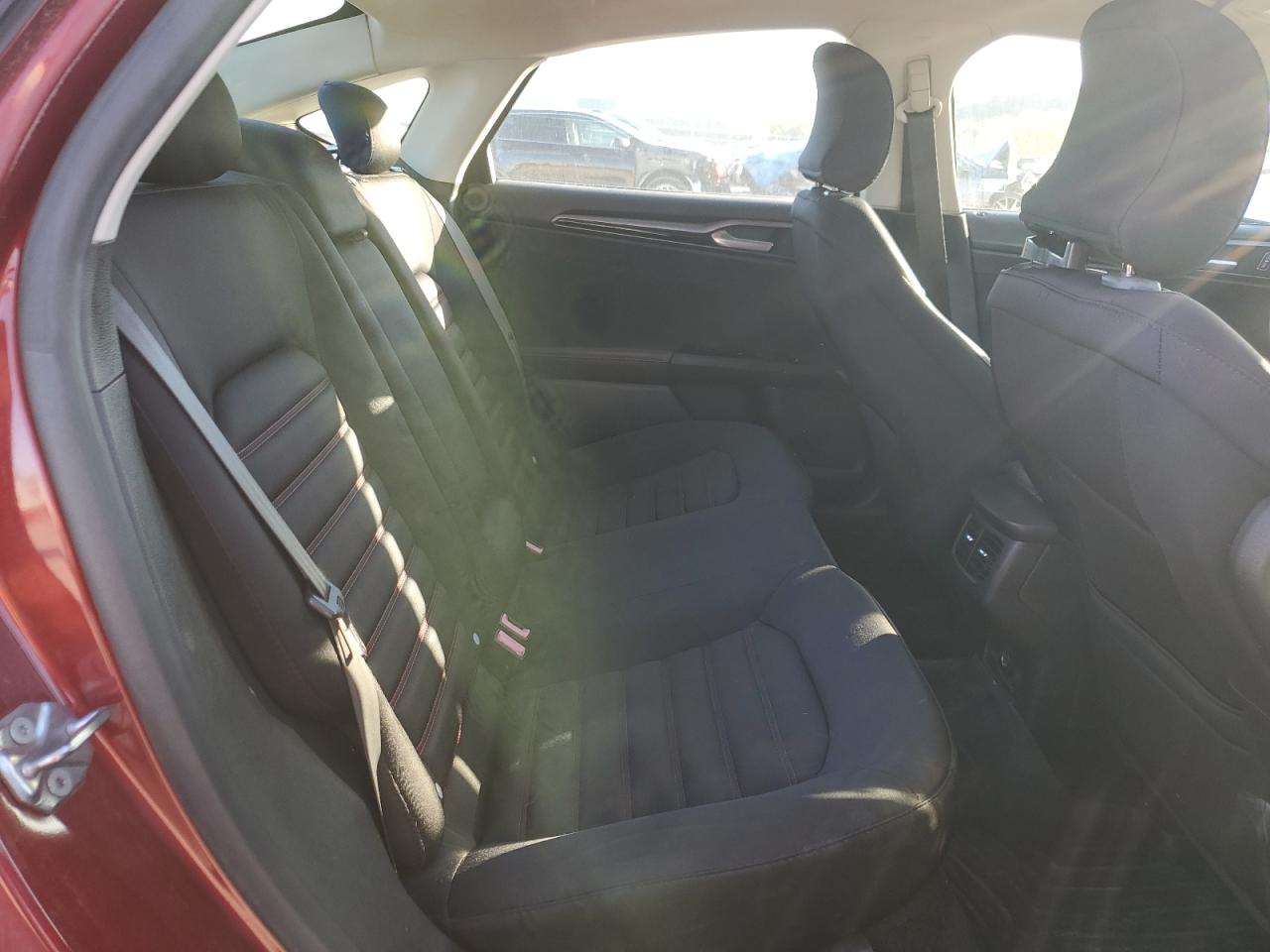 2015 Ford Fusion - Image 10