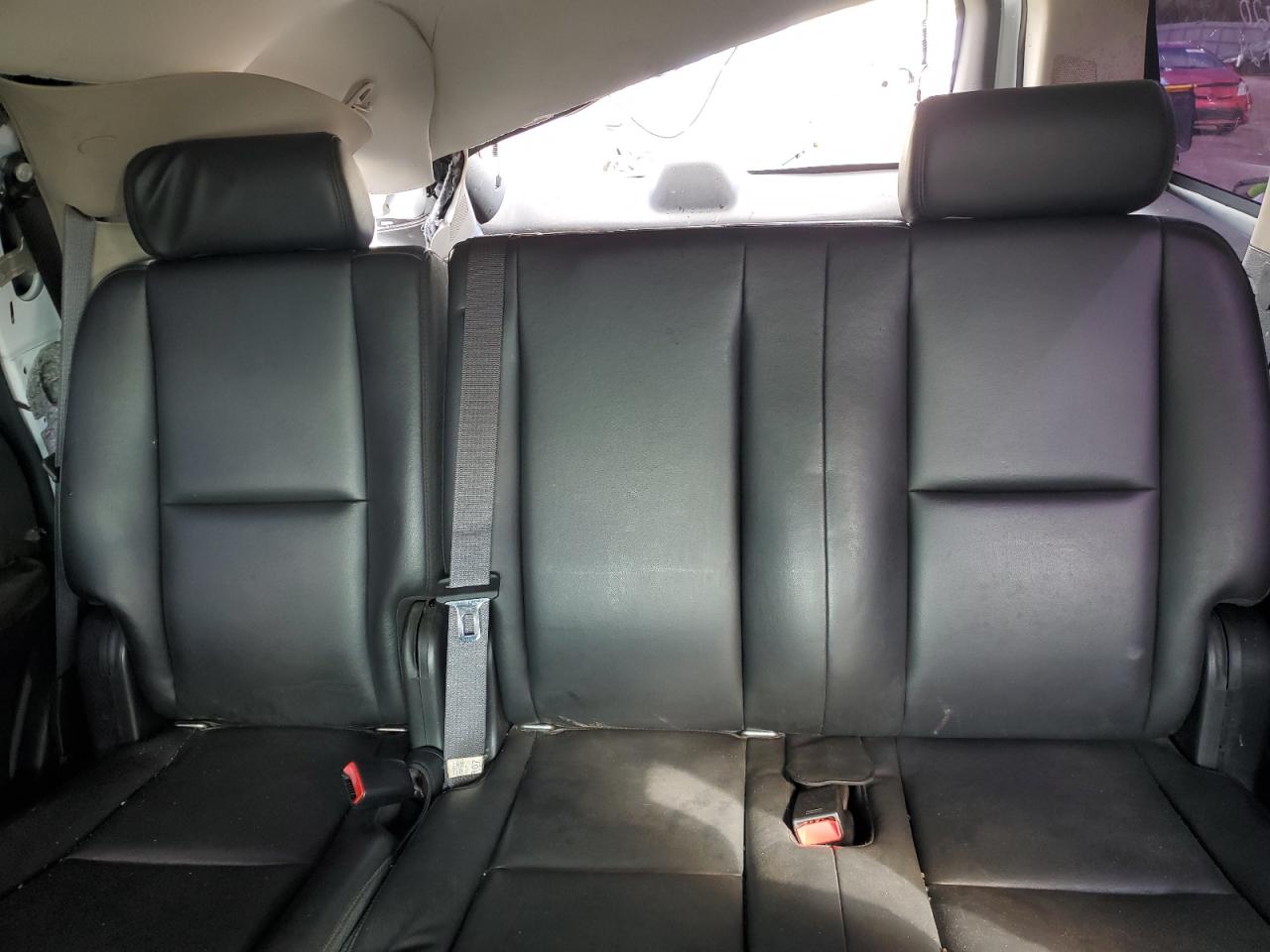 2008 Chevrolet Tahoe - Image 10