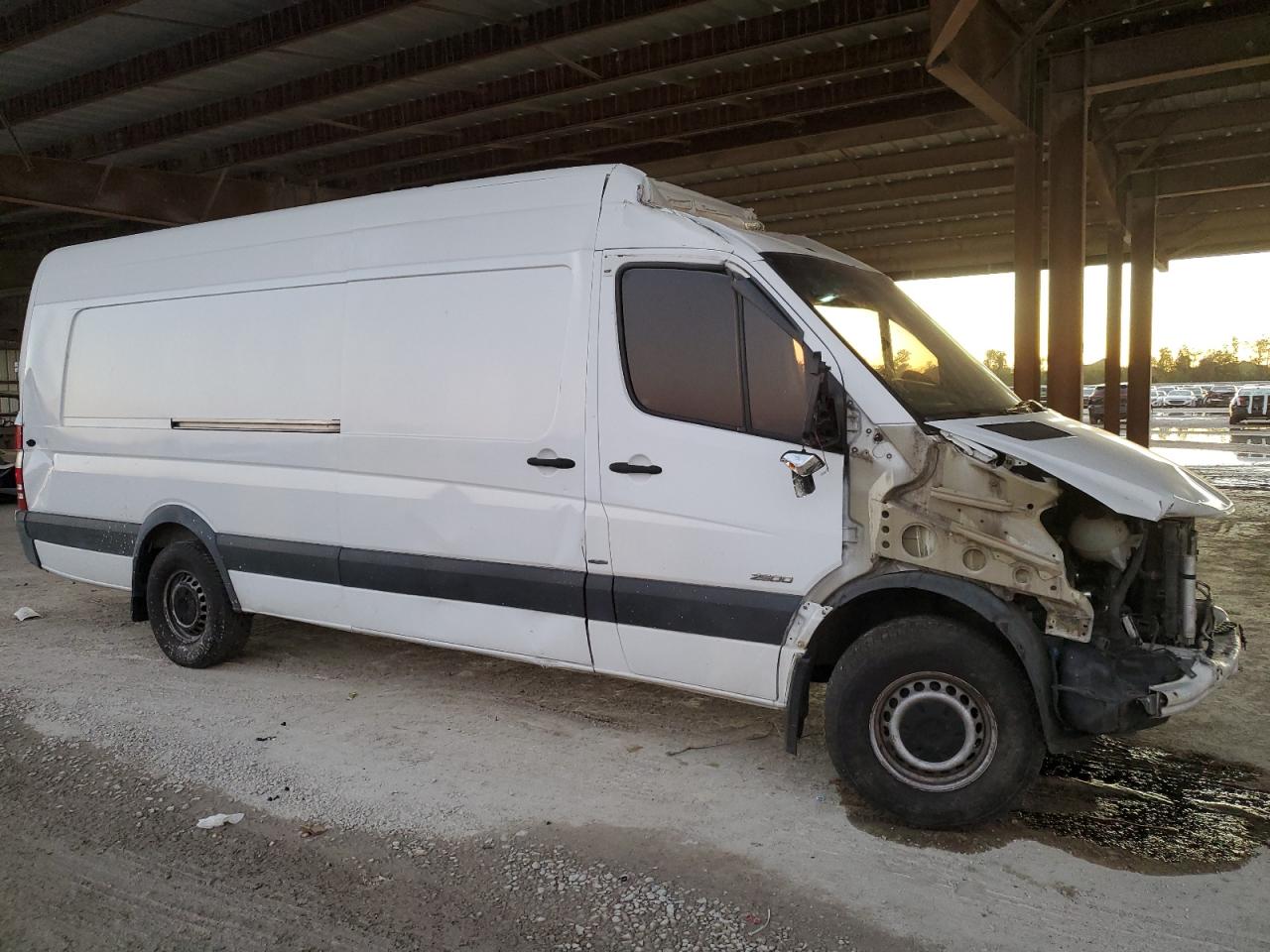 VIN WD3PE8DD2GP254848 2016 MERCEDES-BENZ SPRINTER no.4