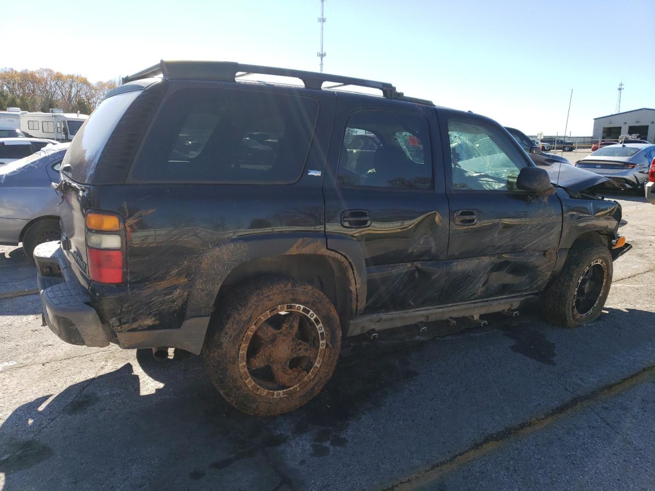 2005 Chevrolet Tahoe - Image 3