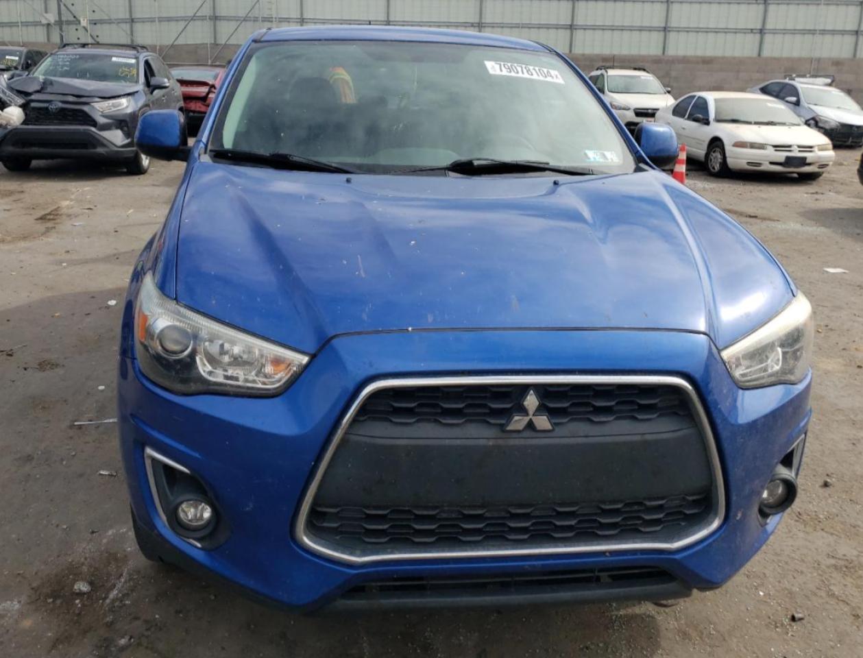 2015 Mitsubishi Outlander - Image 5