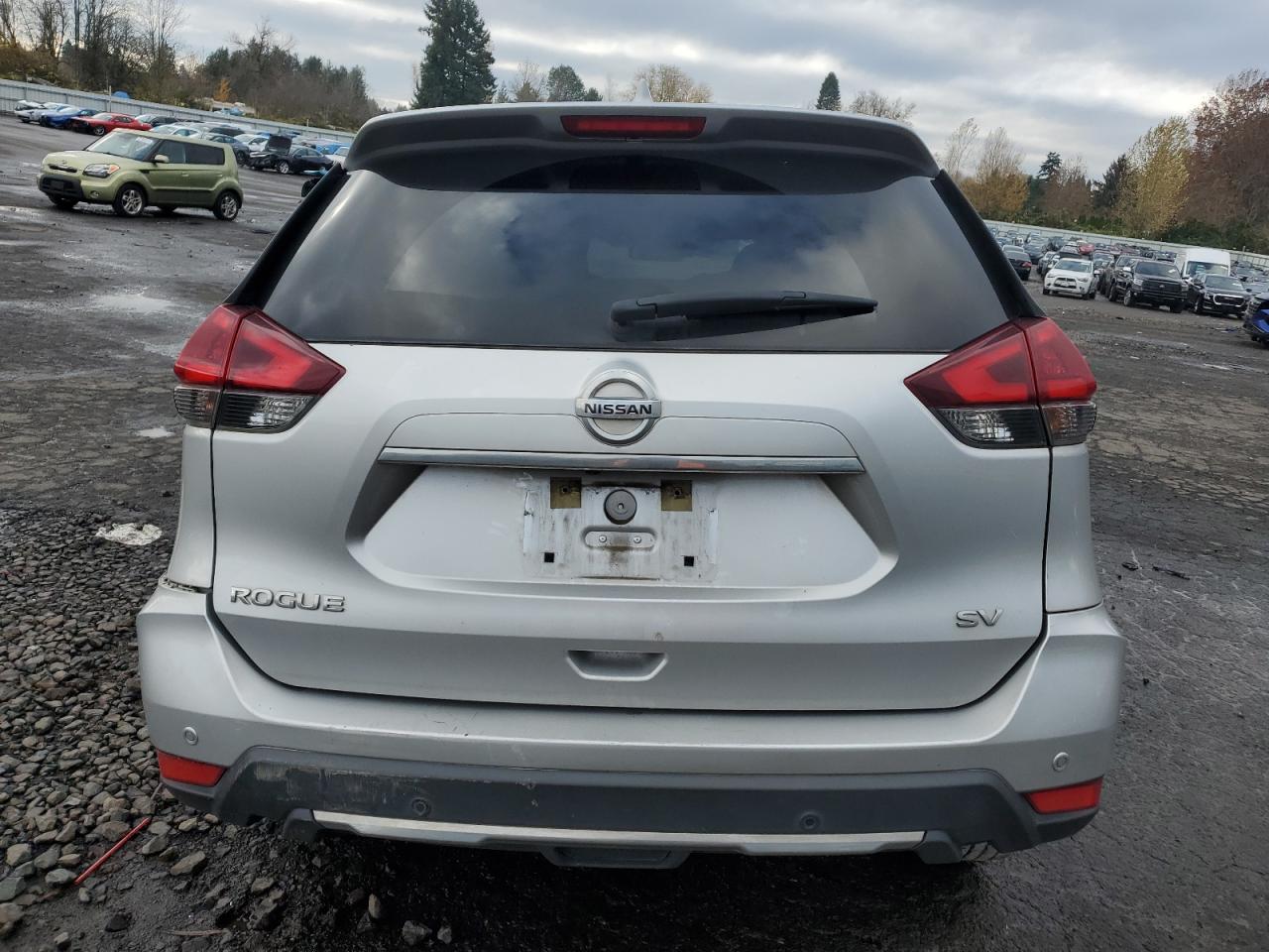 2020 Nissan Rogue - Image 6