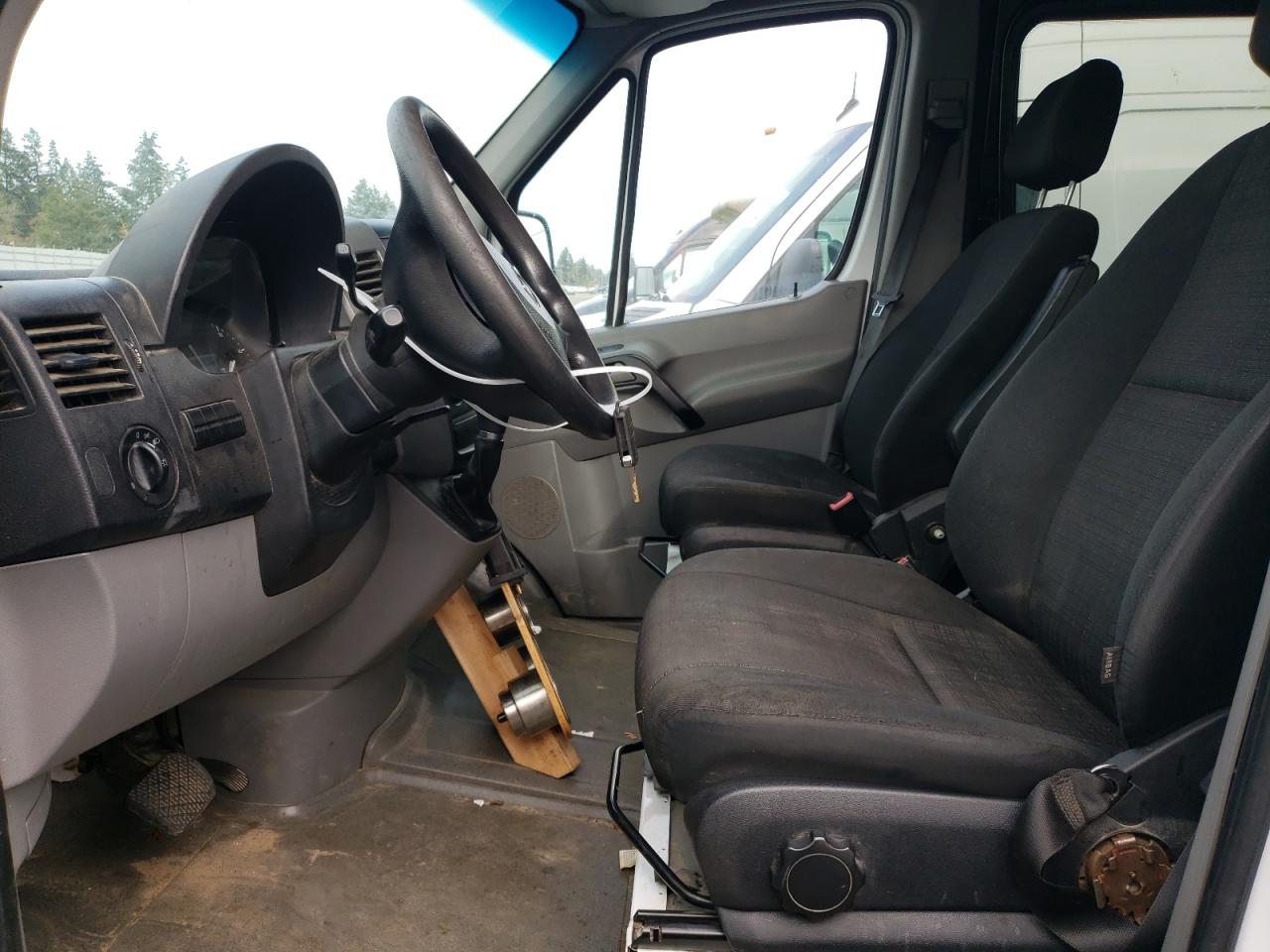 2016 Mercedes-Benz Sprinter - Image 7