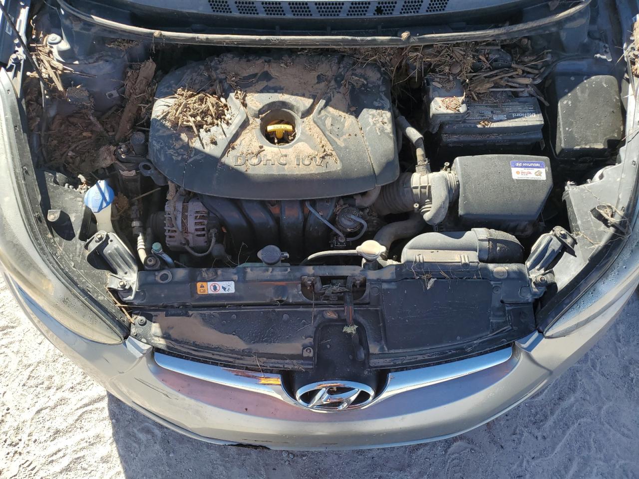 2014 Hyundai Elantra - Image 11