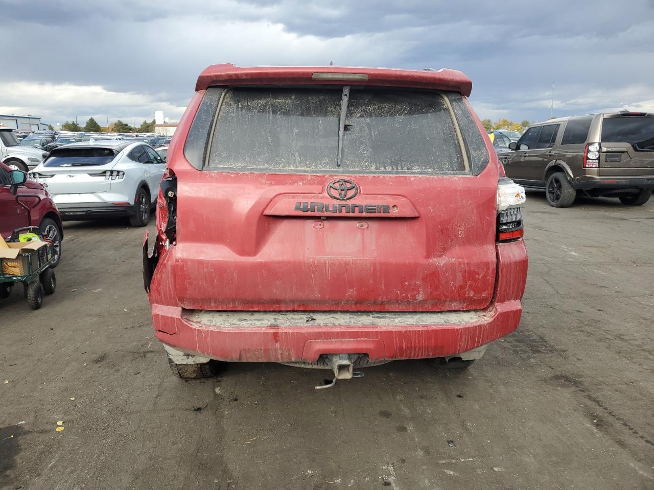 VIN JTEBU5JR3J5521768 2018 TOYOTA 4RUNNER no.6