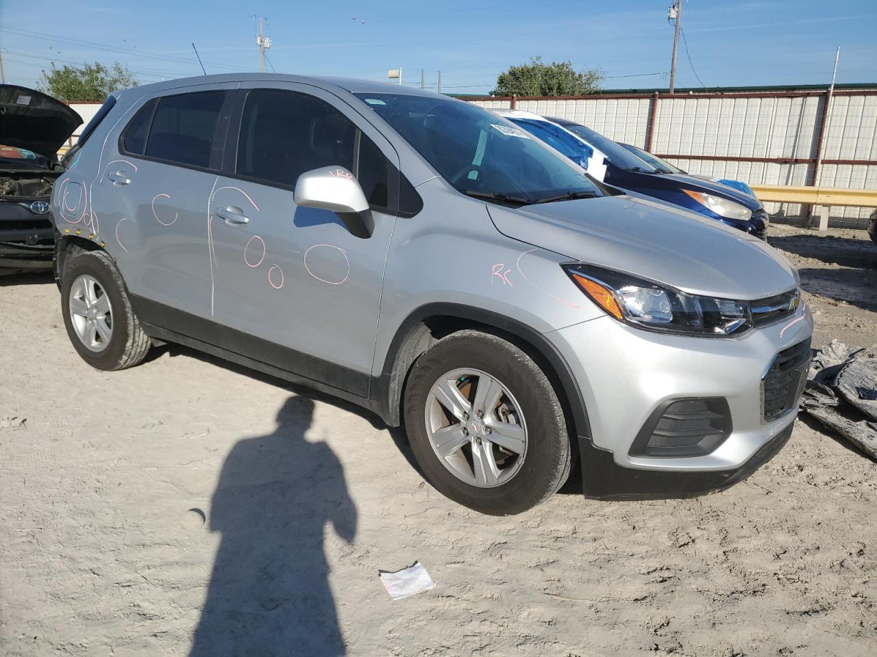 2022 Chevrolet Trax - Image 4