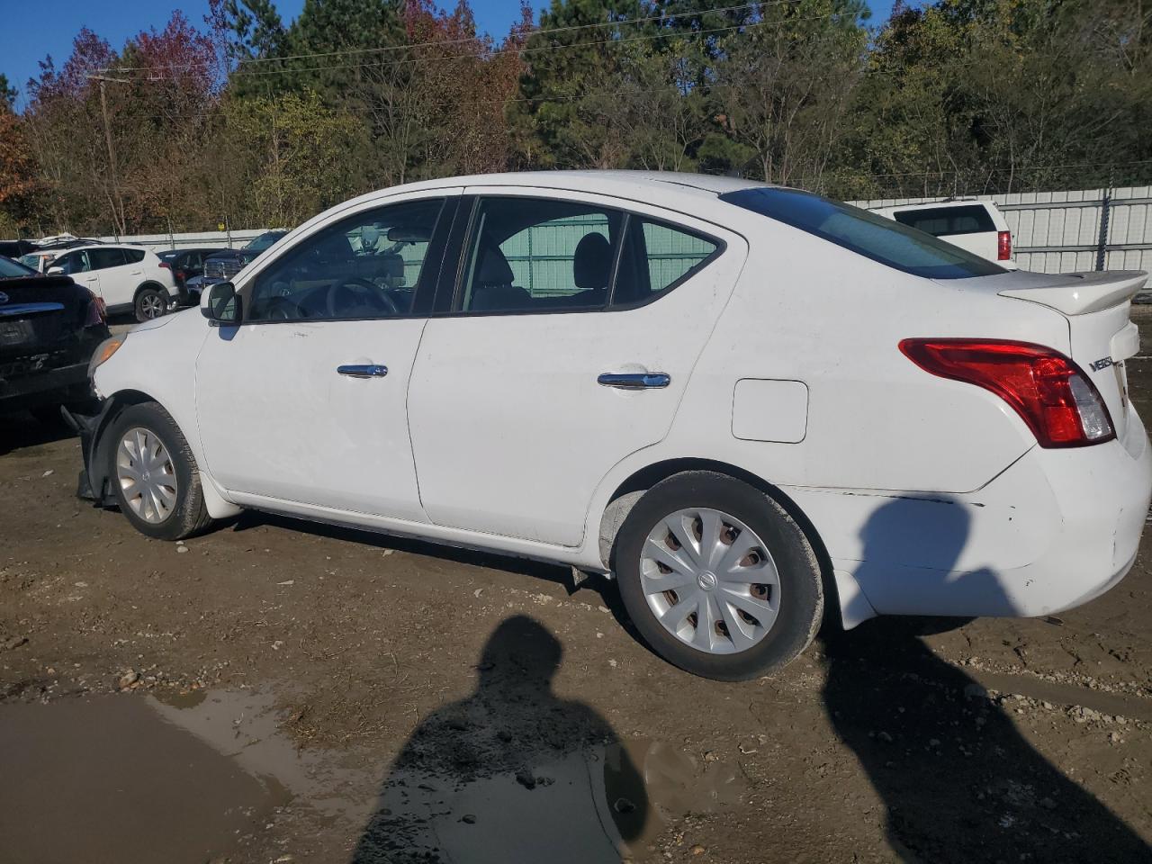 2013 Nissan Versa - Image 2