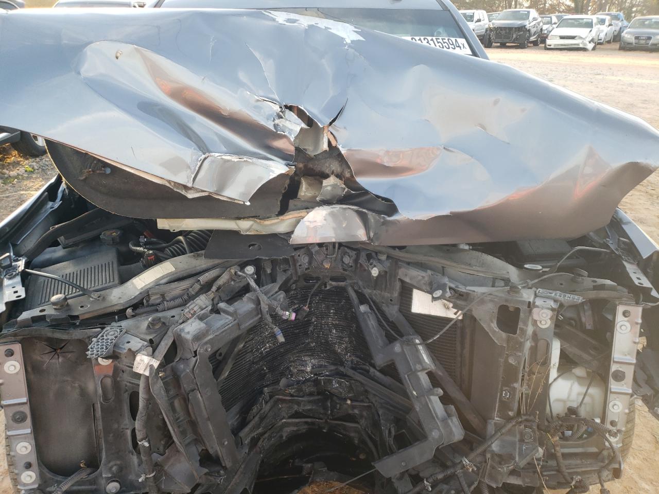 2018 GMC Yukon Xl Denali VIN: 1GKS2HKJ2JR362016 Lot: 81315594