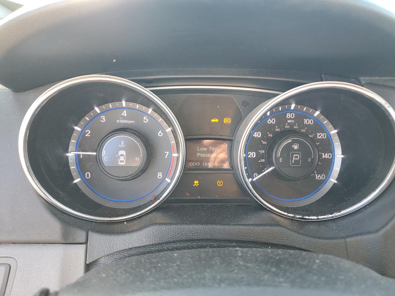 2014 Hyundai Sonata - Image 9