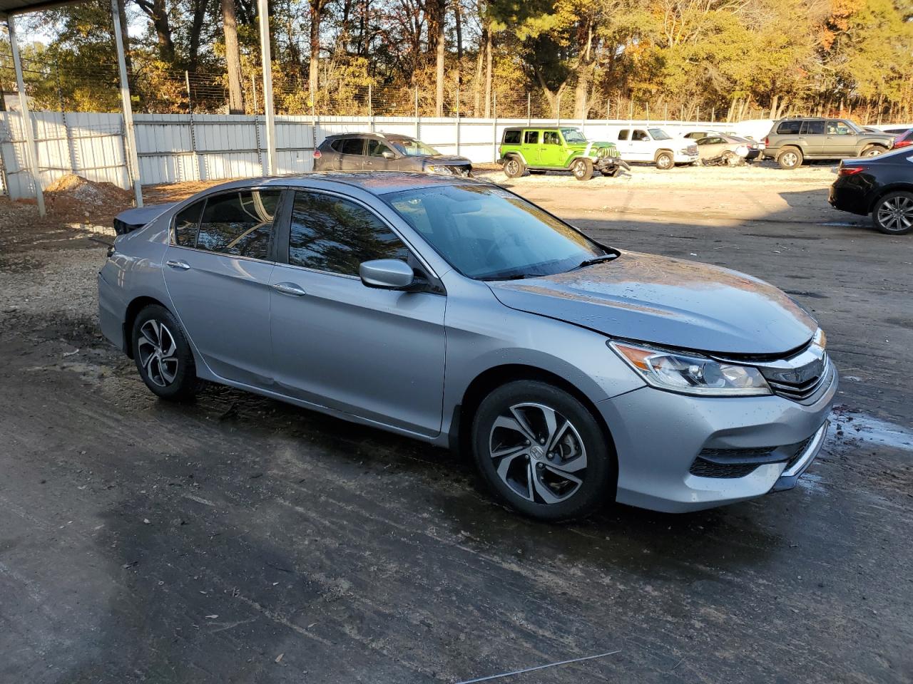 VIN 1HGCR2F36GA175083 2016 HONDA ACCORD no.4