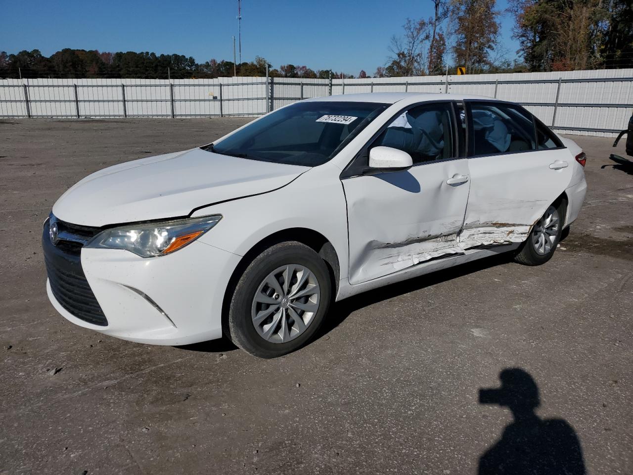 VIN 4T1BF1FK1HU290075 2017 TOYOTA CAMRY no.1