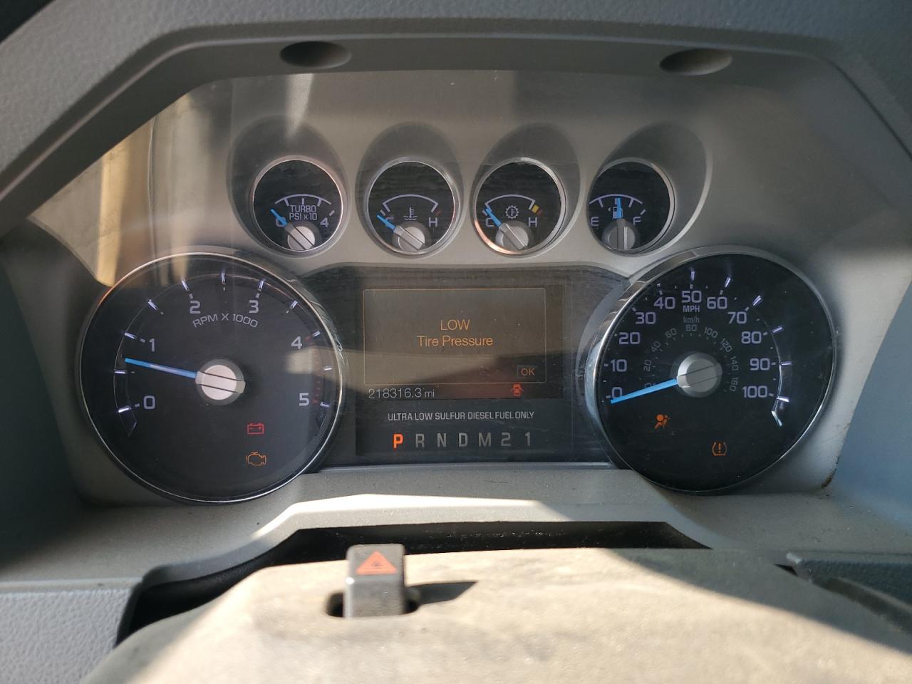 2012 Ford F250 - Image 9