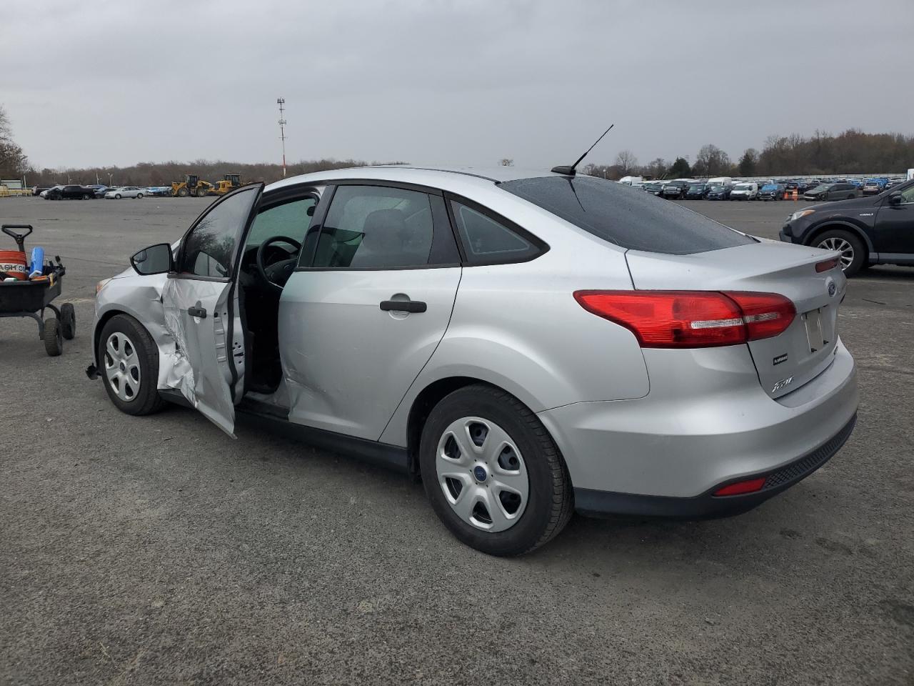 2015 Ford Focus - Image 2