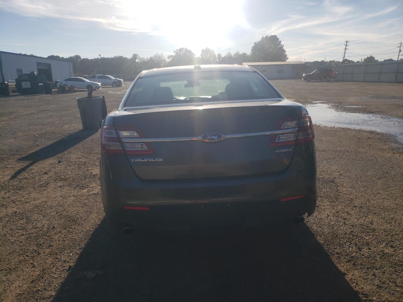 VIN 1FAHP2D85JG101401 2018 FORD TAURUS no.6