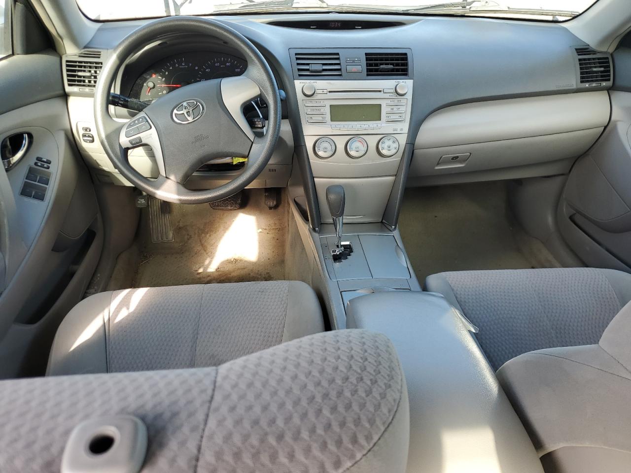 2011 Toyota Camry - Image 8