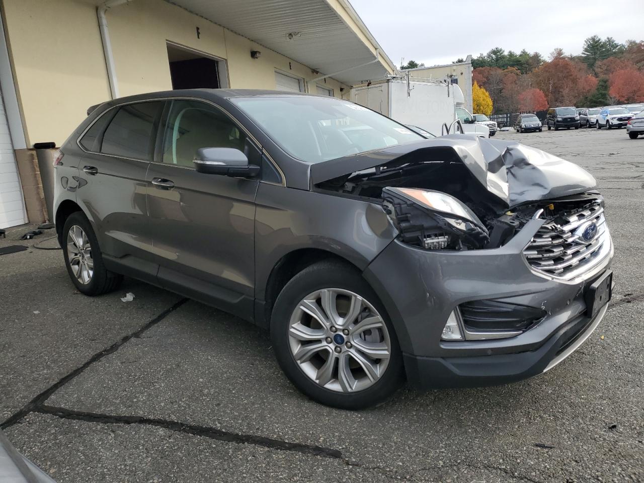 2022 Ford Edge - Image 4