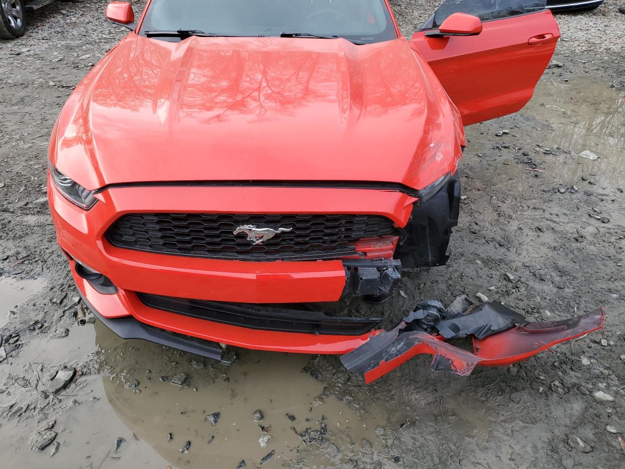 2016 Ford Mustang - Image 11