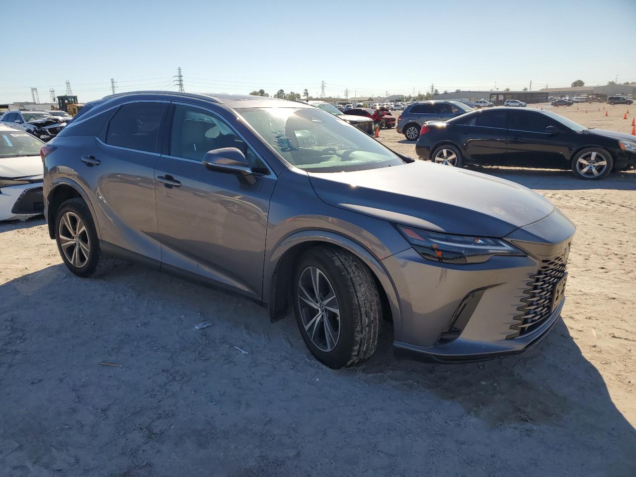 2023 Lexus RX - Image 4