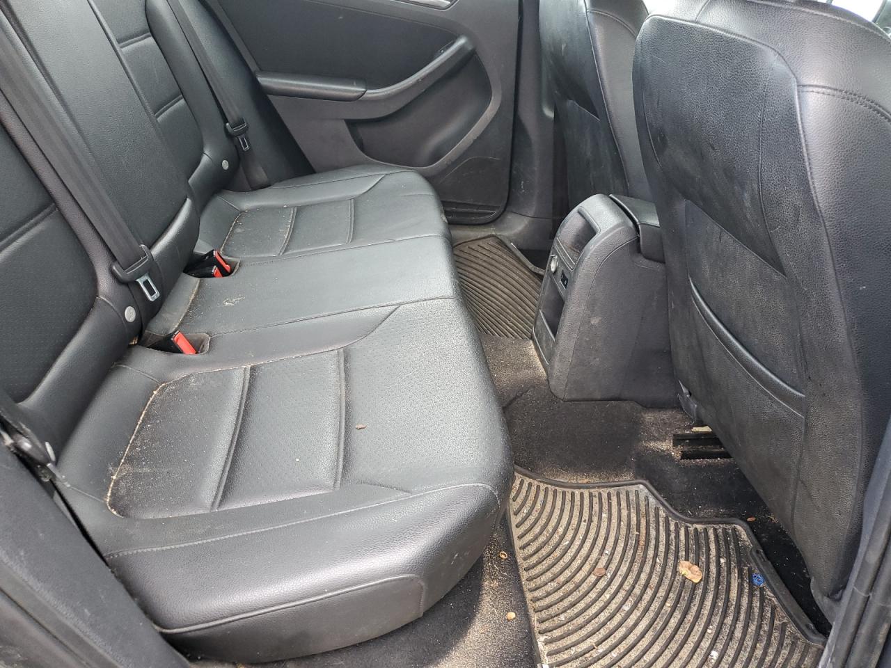 2014 Volkswagen Jetta - Image 10