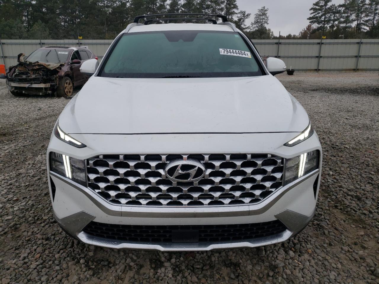 2022 Hyundai Santa Fe - Image 5