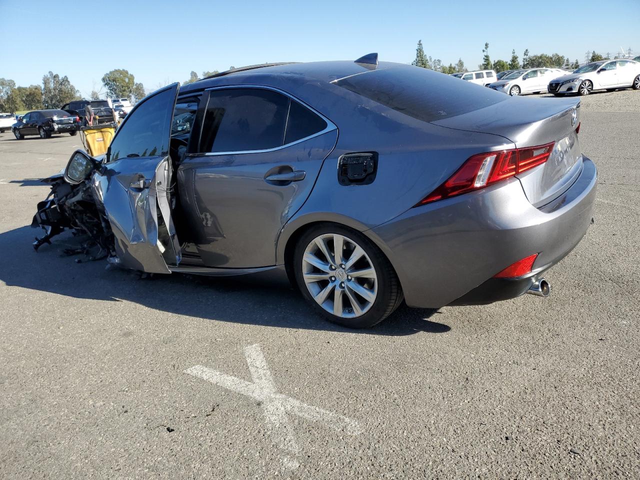2016 Lexus IS - Image 2