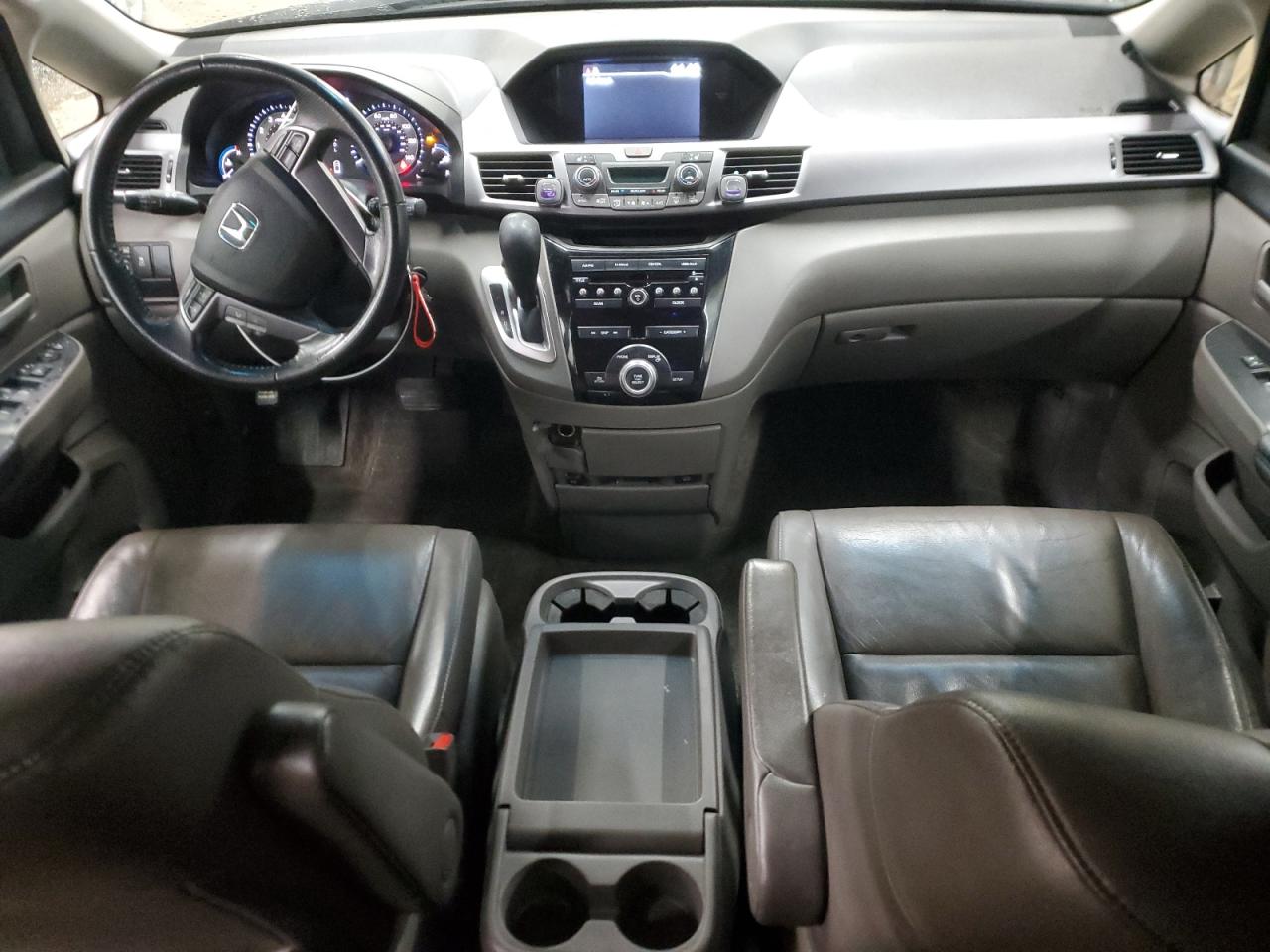 2013 Honda Odyssey - Image 8