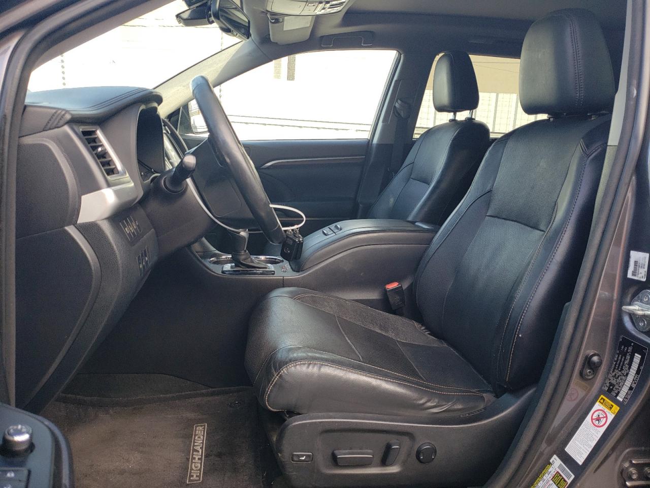 2015 Toyota Highlander - Image 7