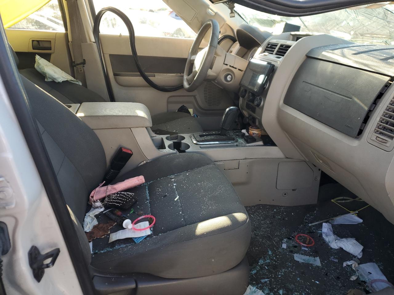 2009 Ford Escape - Image 7