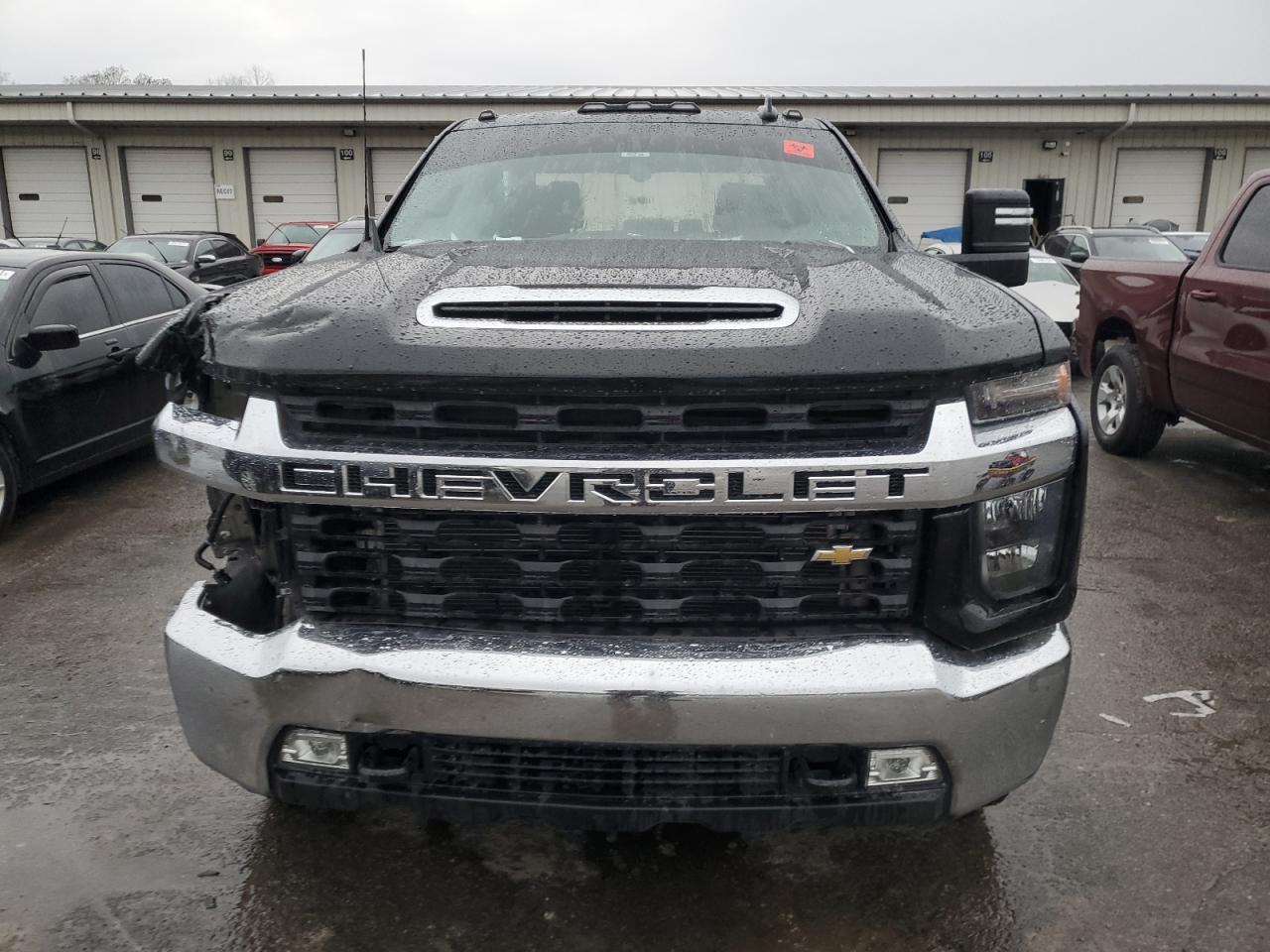 2022 Chevrolet Silverado - Image 5