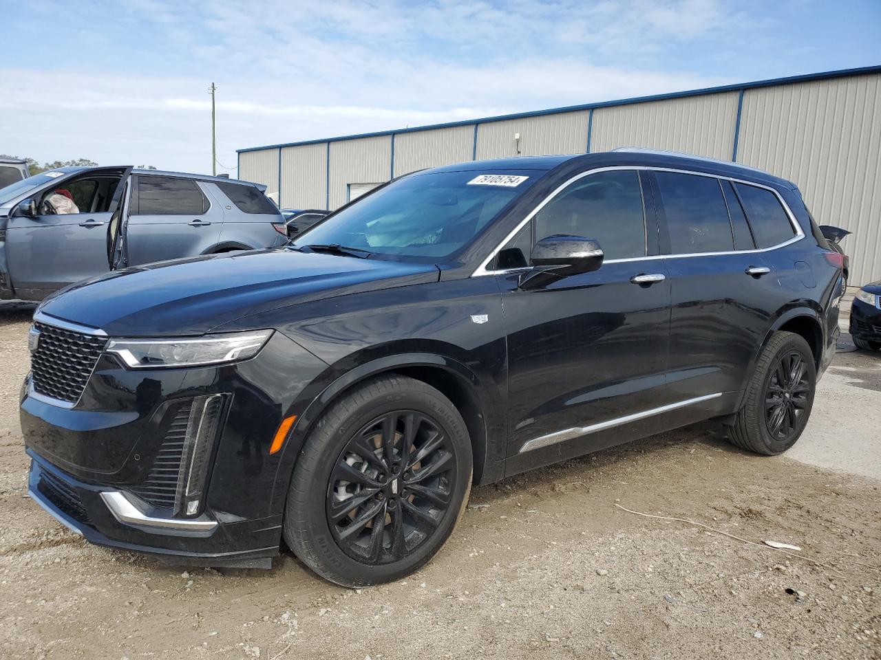 2022 Cadillac XT6 - Image 1