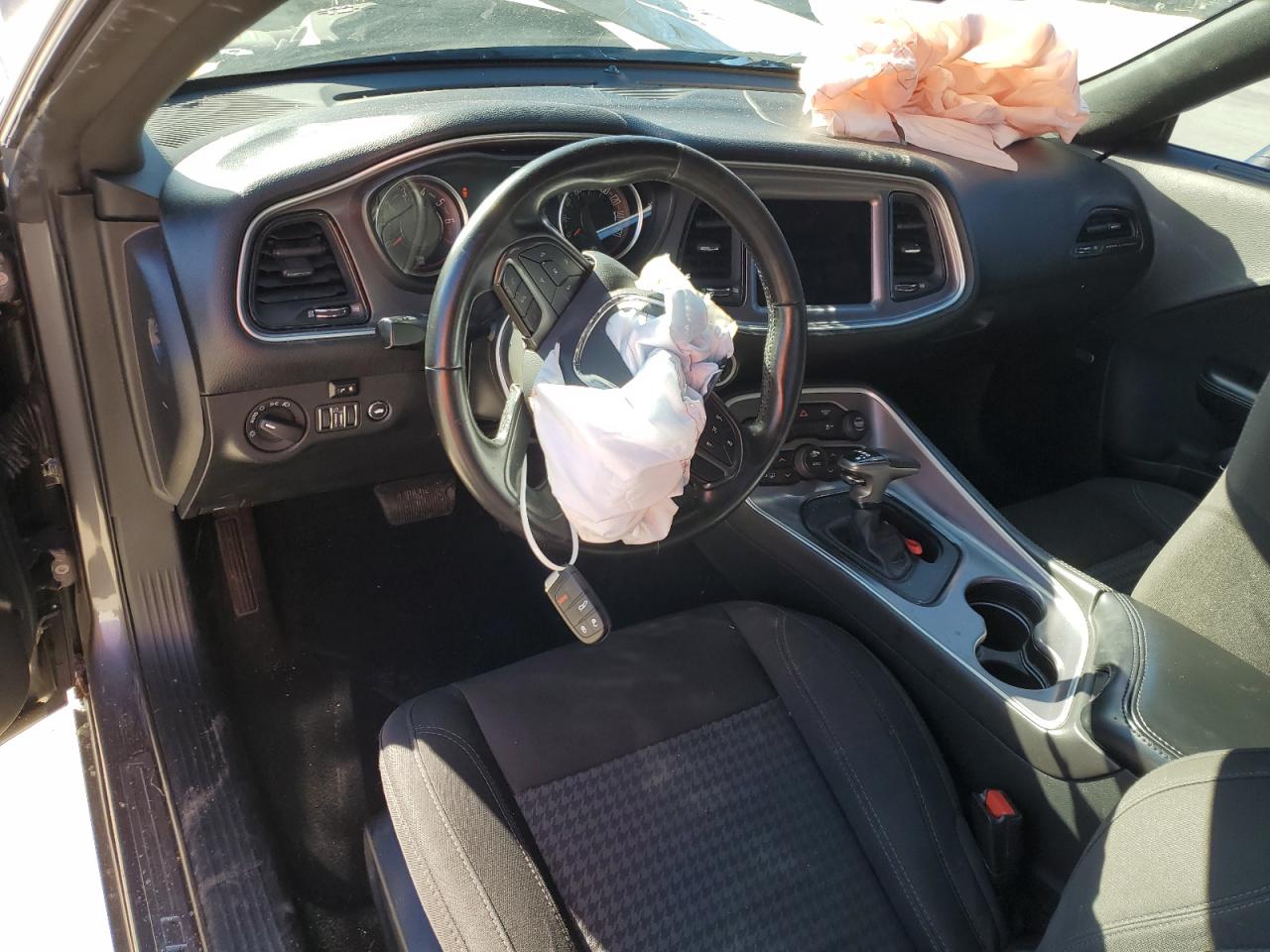 2019 Dodge Challenger - Image 8