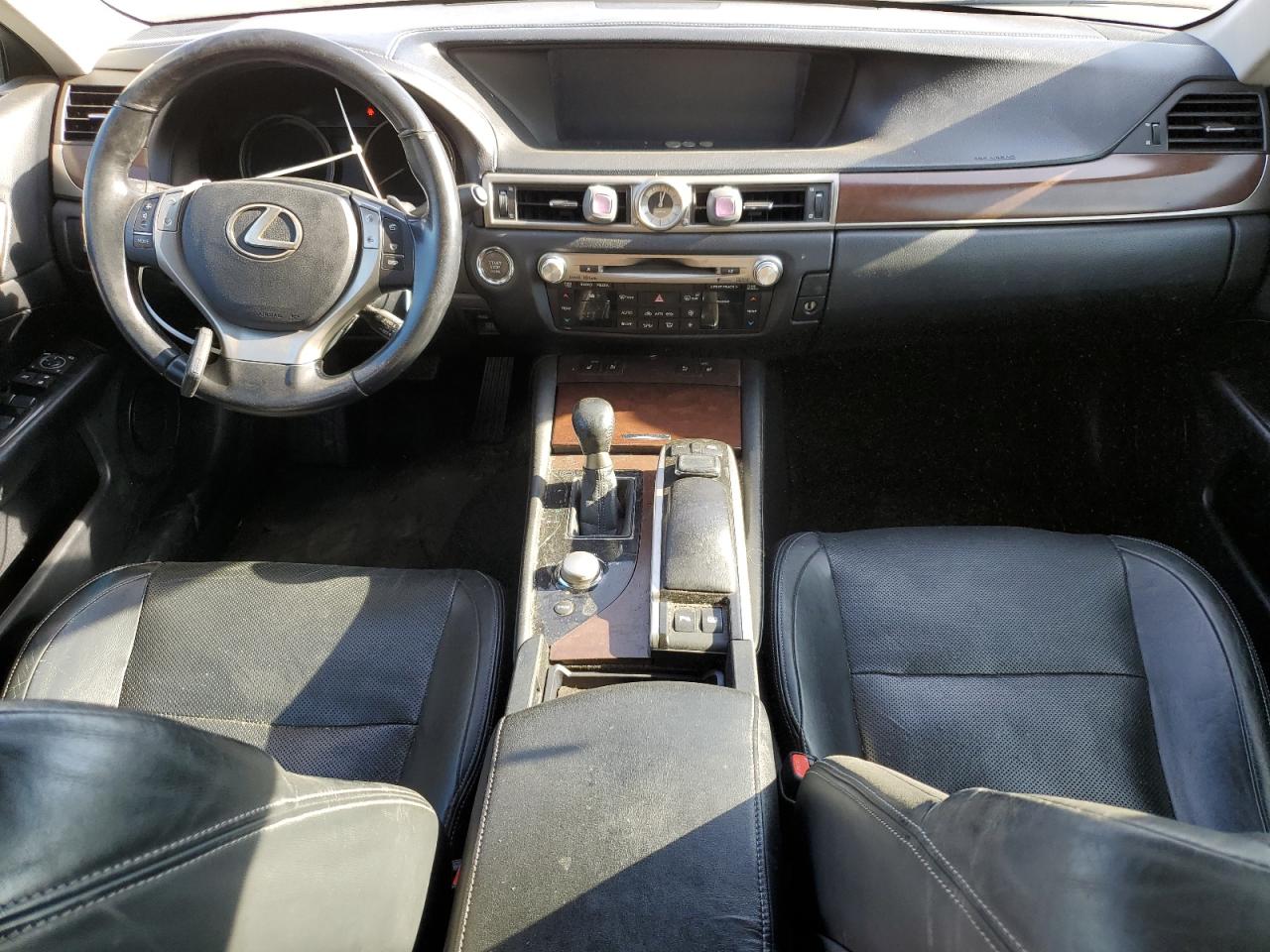 2015 Lexus GS - Image 8