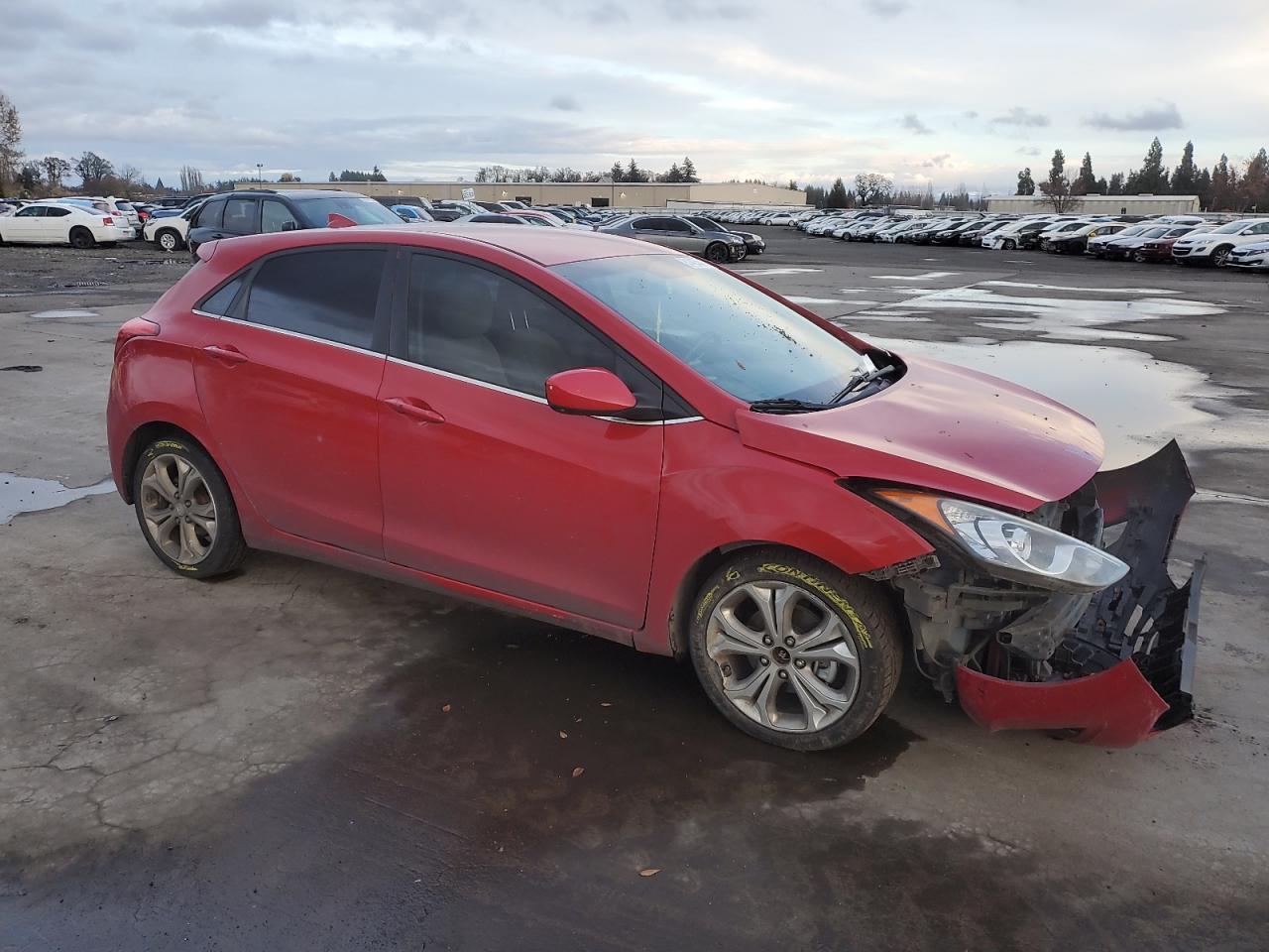 2013 Hyundai Elantra - Image 4