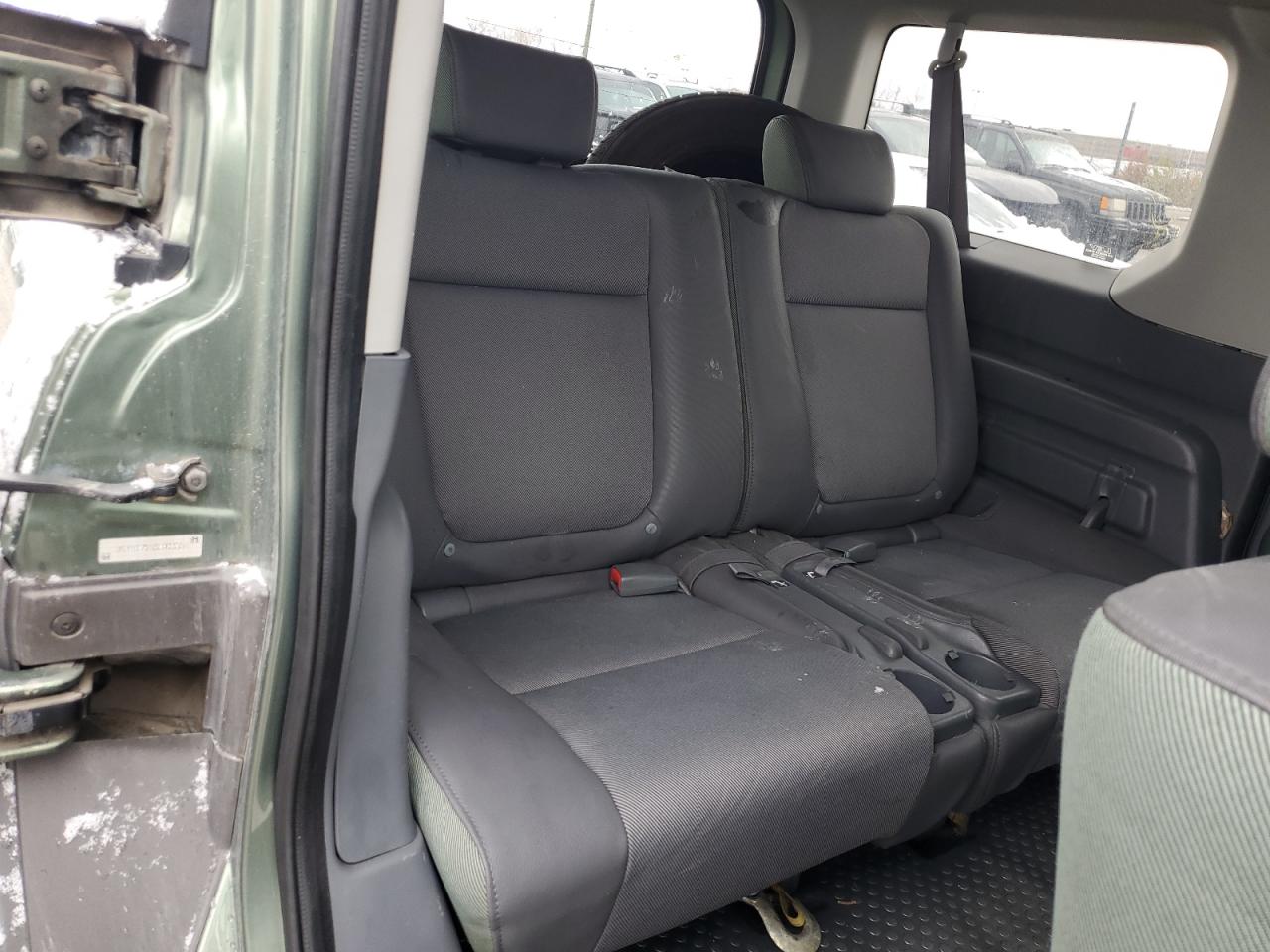 2003 Honda Element - Image 11