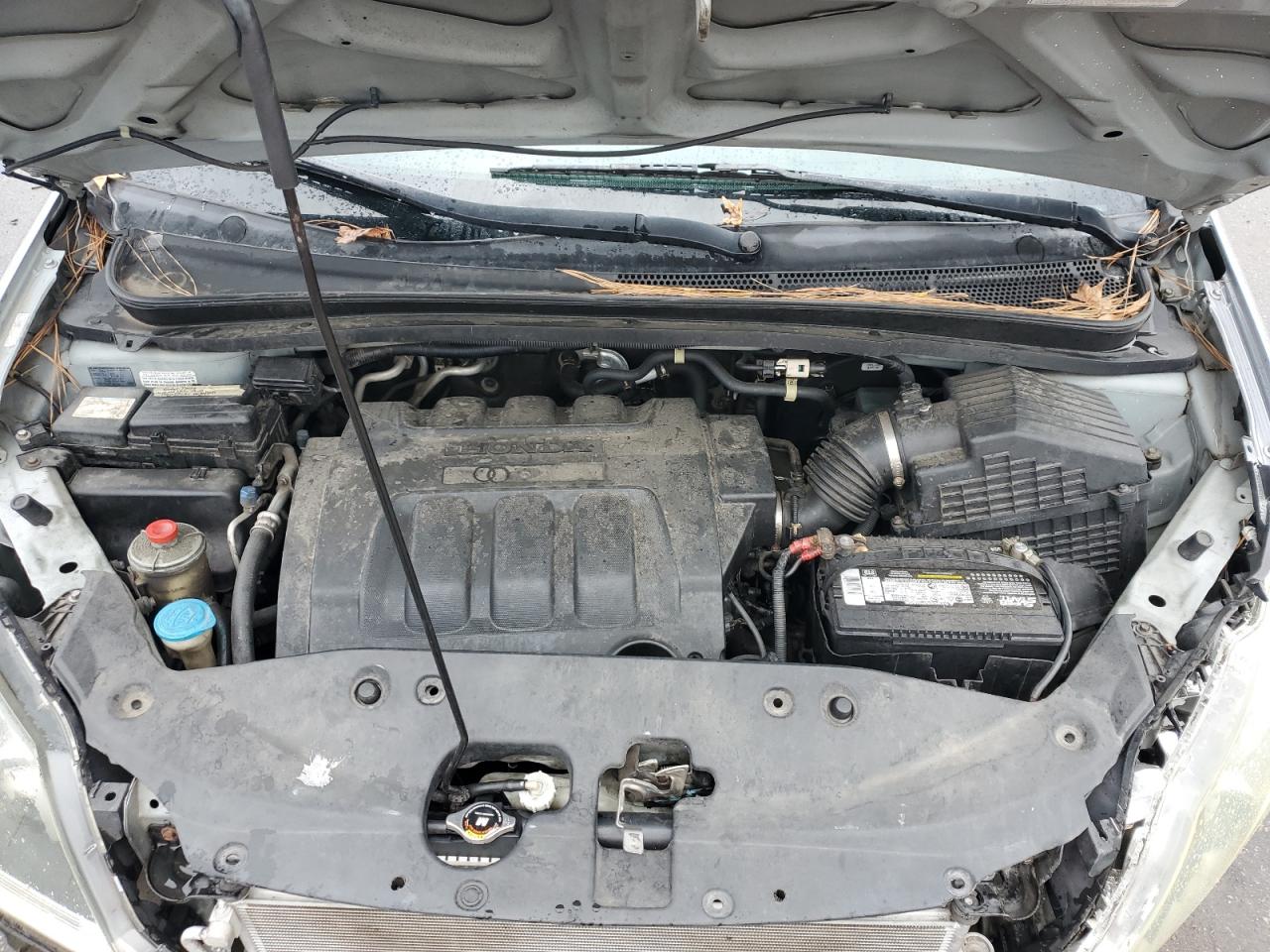 2010 Honda Odyssey - Image 12