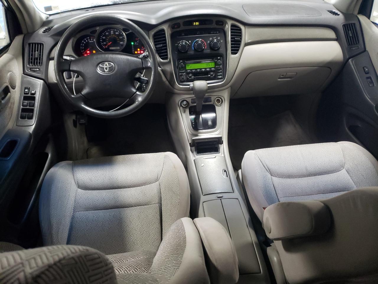 2003 Toyota Highlander - Image 8