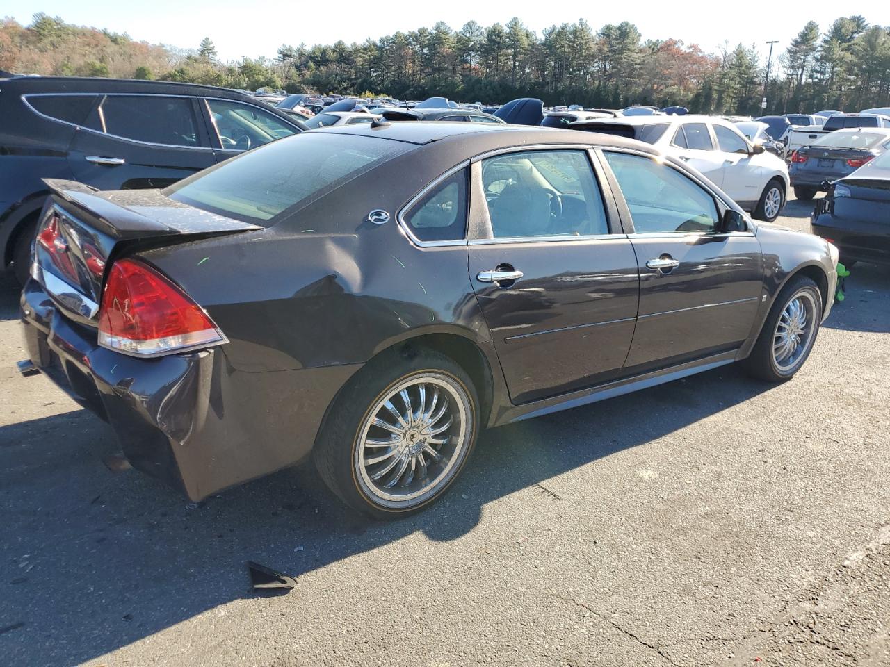2009 Chevrolet Impala - Image 3