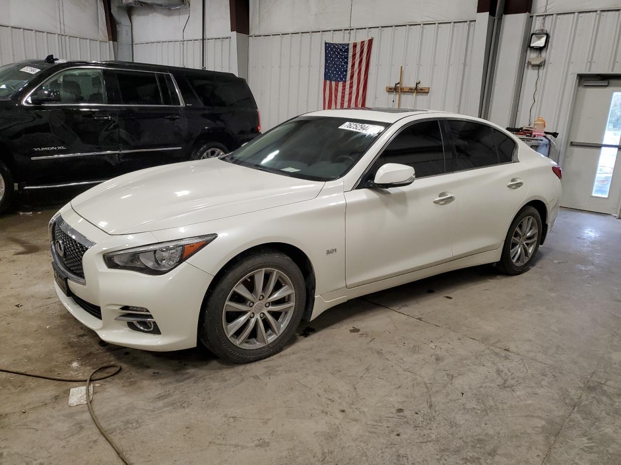 VIN JN1EV7ARXGM343188 2016 INFINITI Q50 no.1