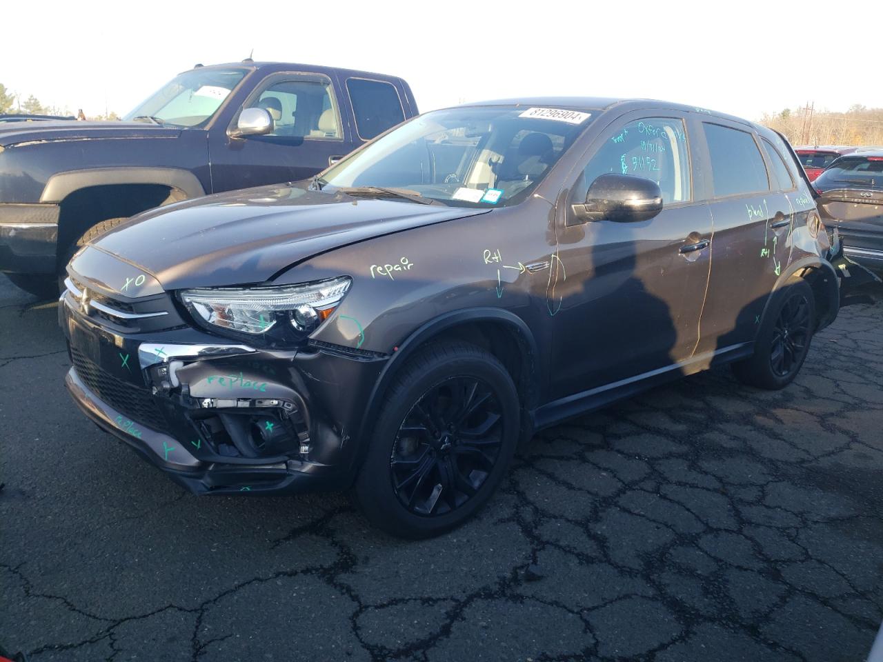 2019 Mitsubishi Outlander - Image 1