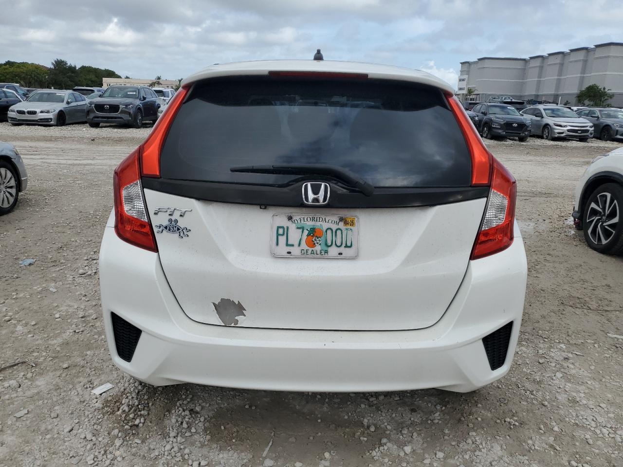 2015 Honda Fit Lx VIN: 3HGGK5H58FM740974 Lot: 79614184