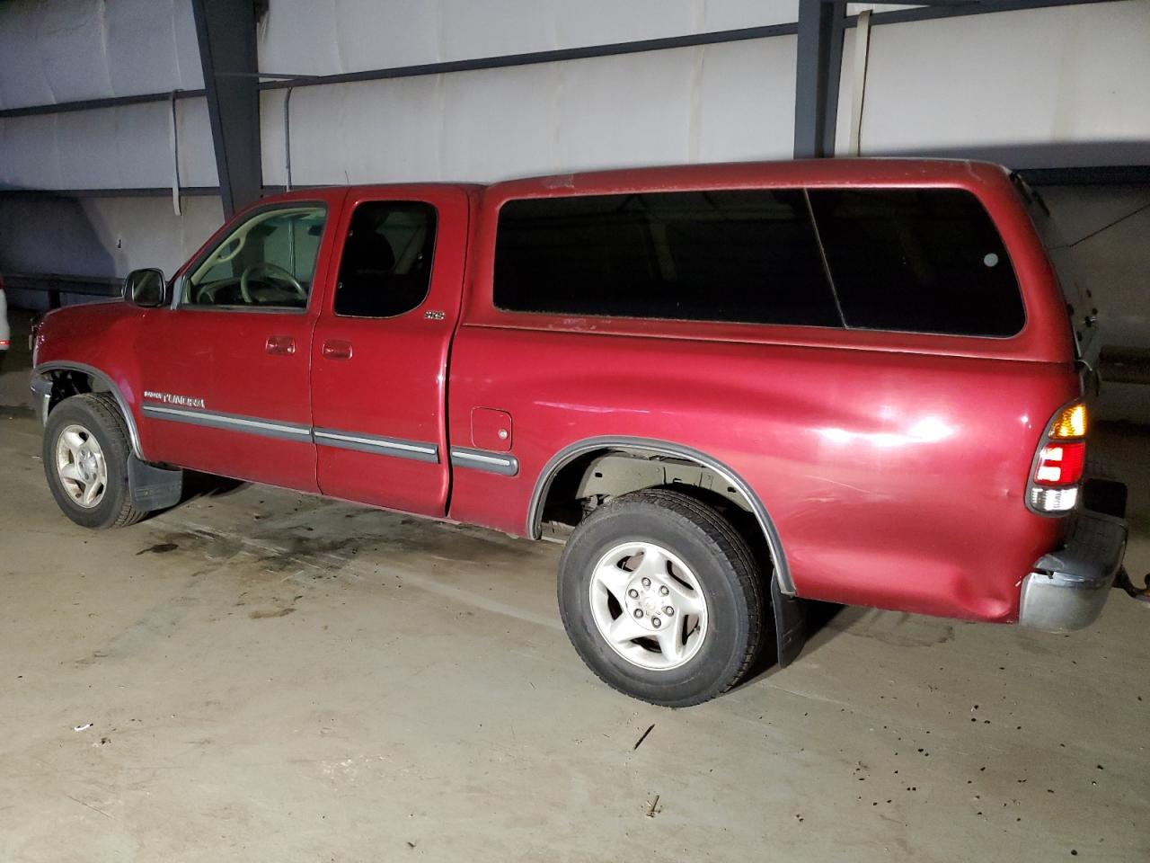 2000 Toyota Tundra - Image 2