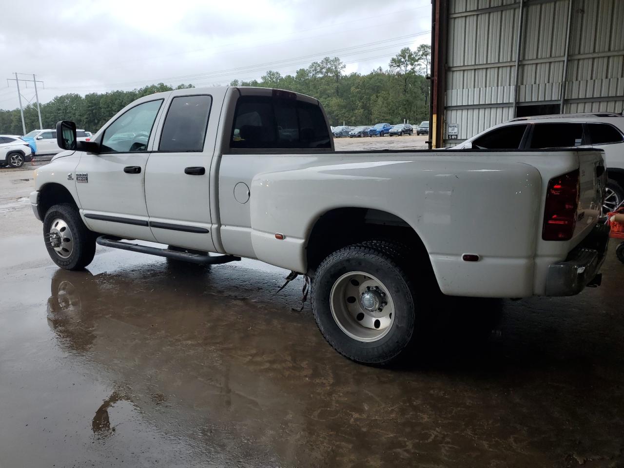 2007 Dodge RAM - Image 2