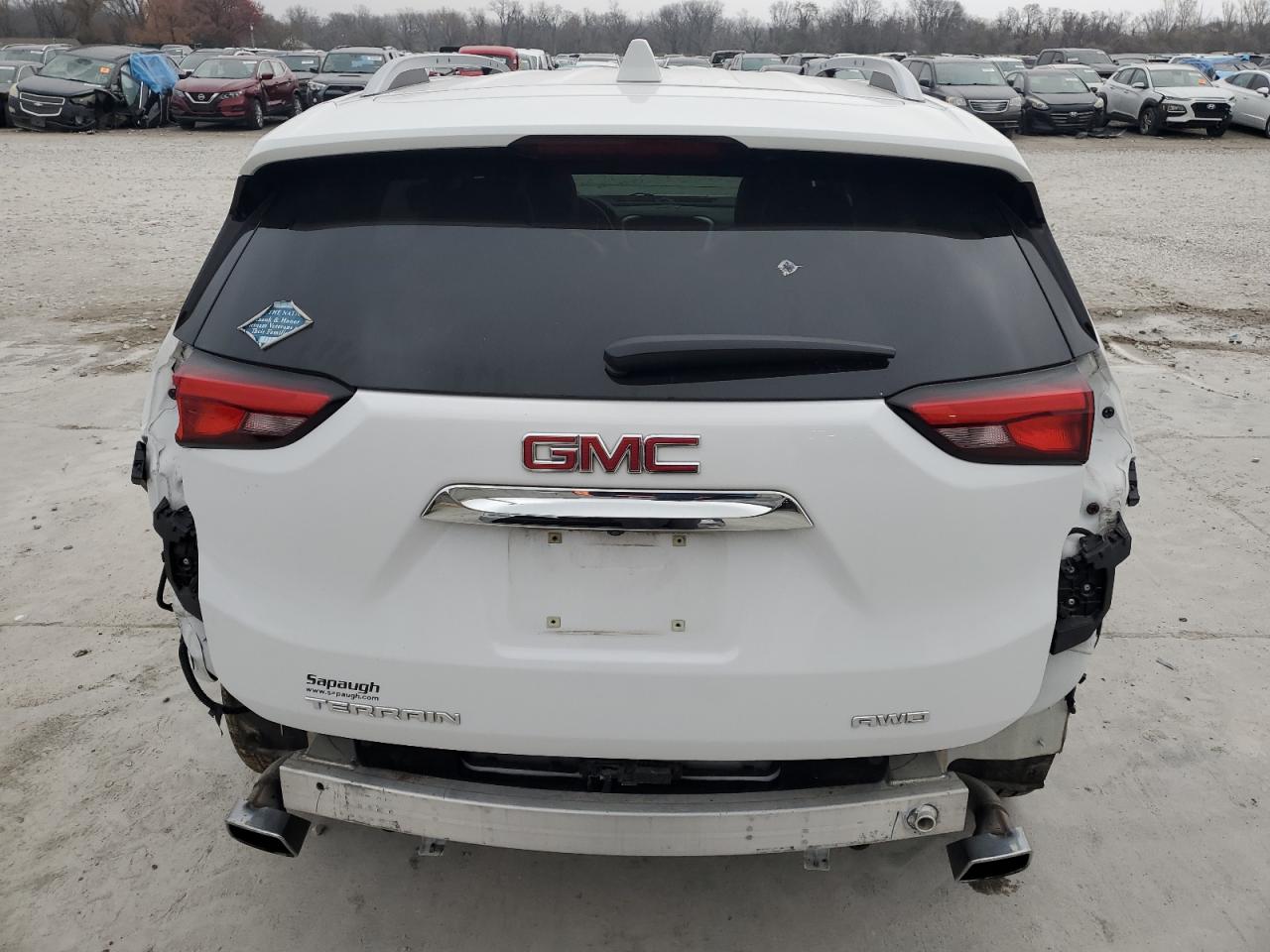 2018 GMC Terrain - Image 6