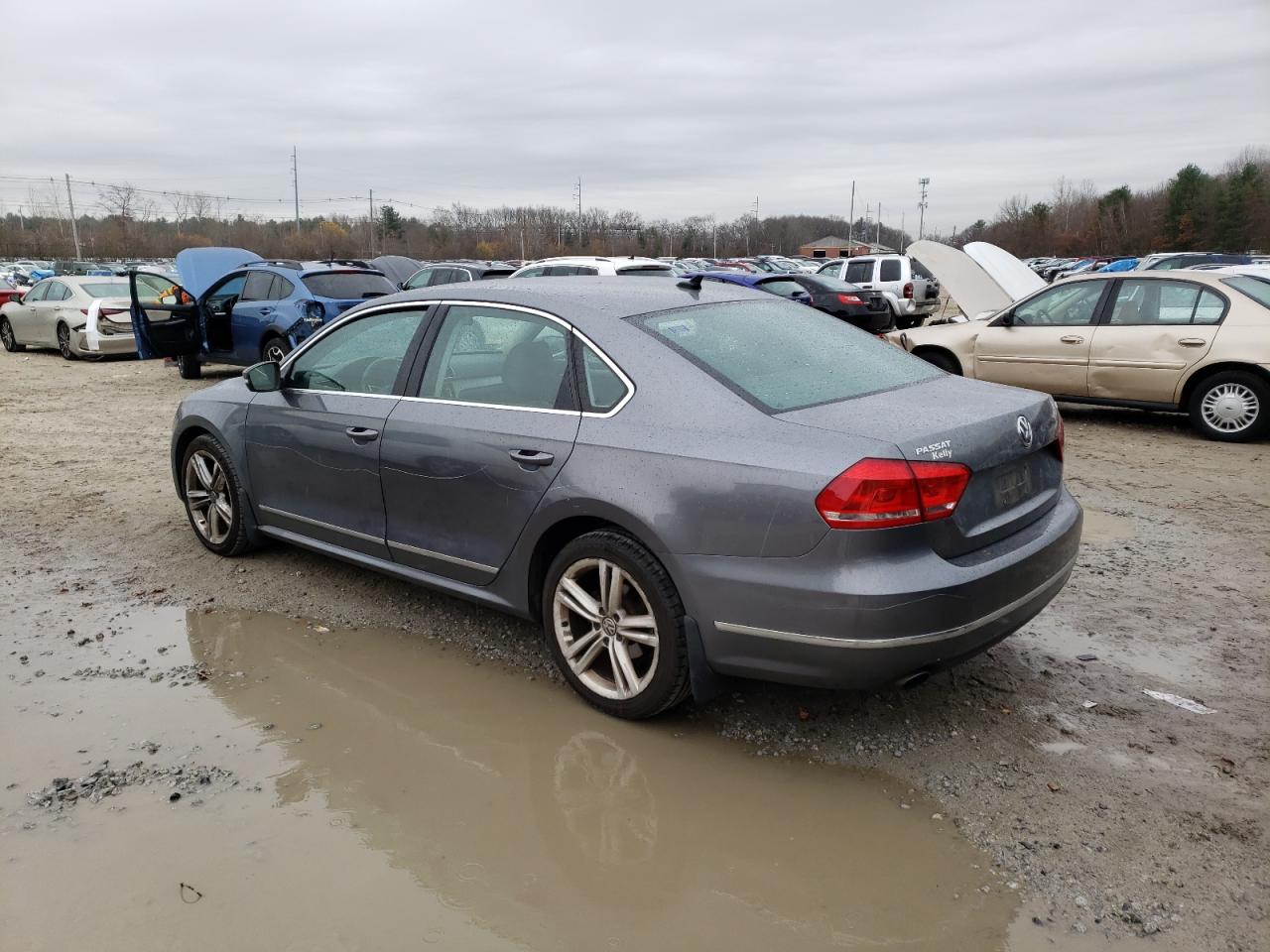 VIN 1VWBT7A33FC119084 2015 VOLKSWAGEN PASSAT no.2