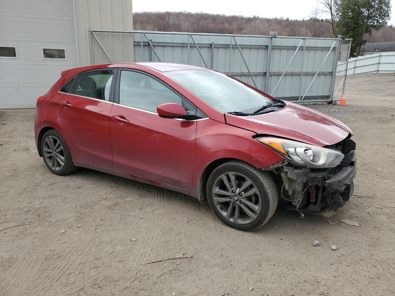 2017 Hyundai Elantra - Image 4
