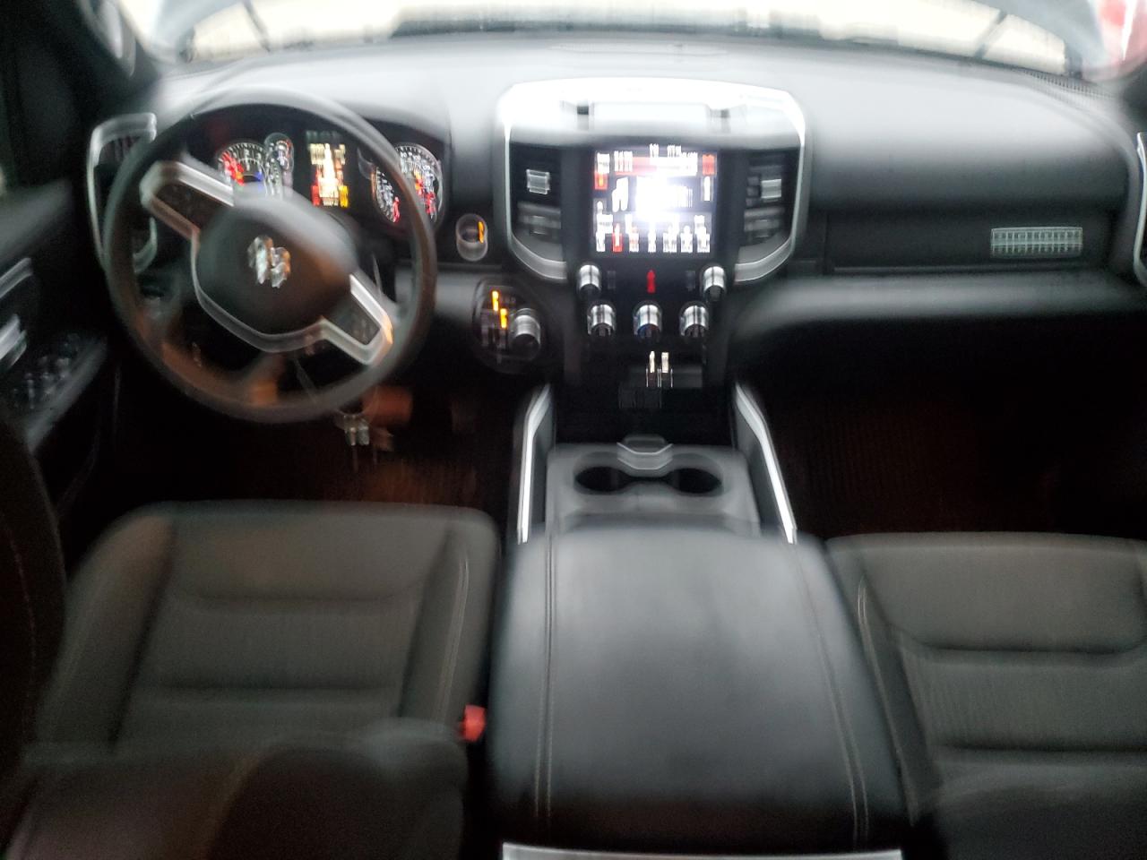 2021 RAM 1500 - Image 8