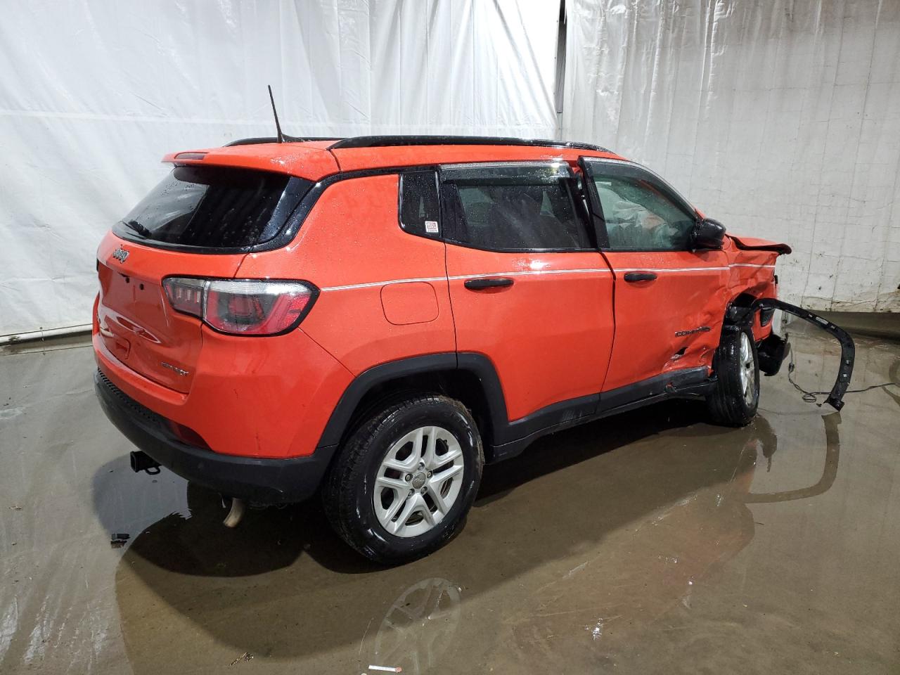 2018 Jeep Compass - Image 3