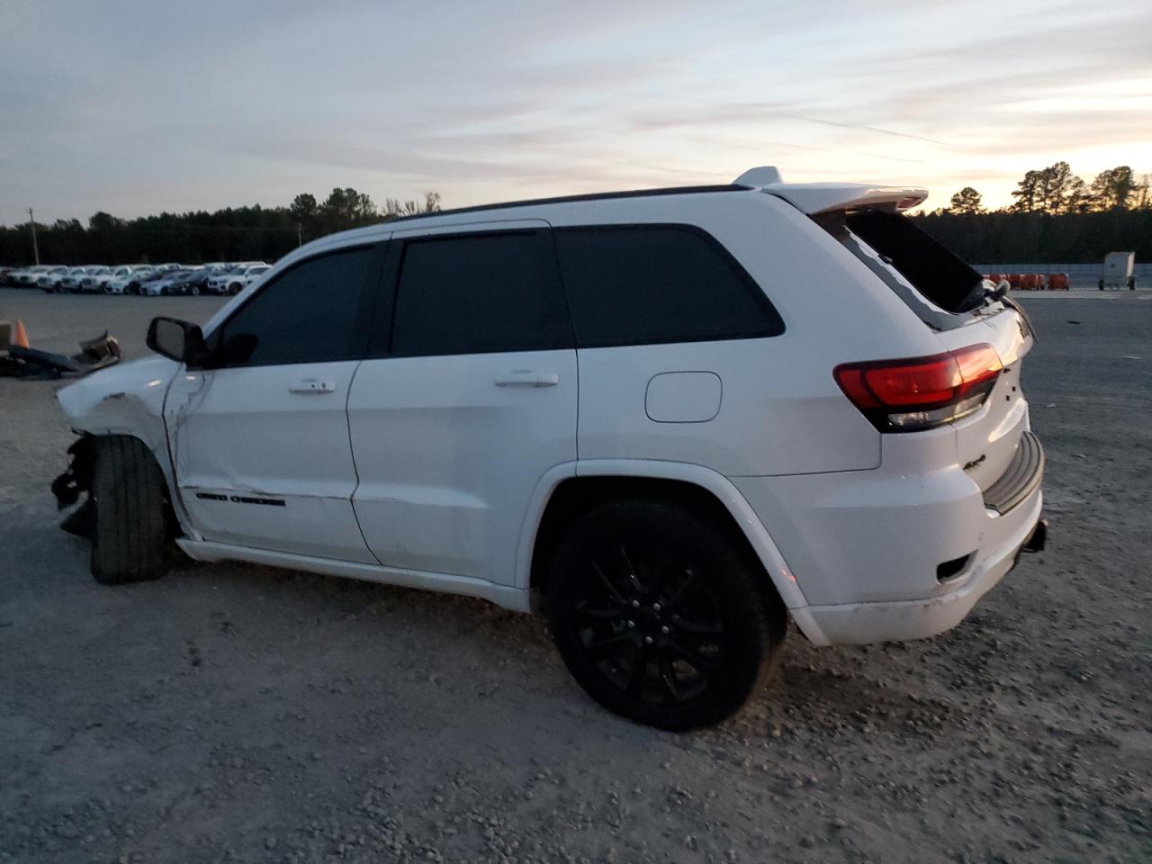 2021 Jeep Grand Cherokee - Image 2
